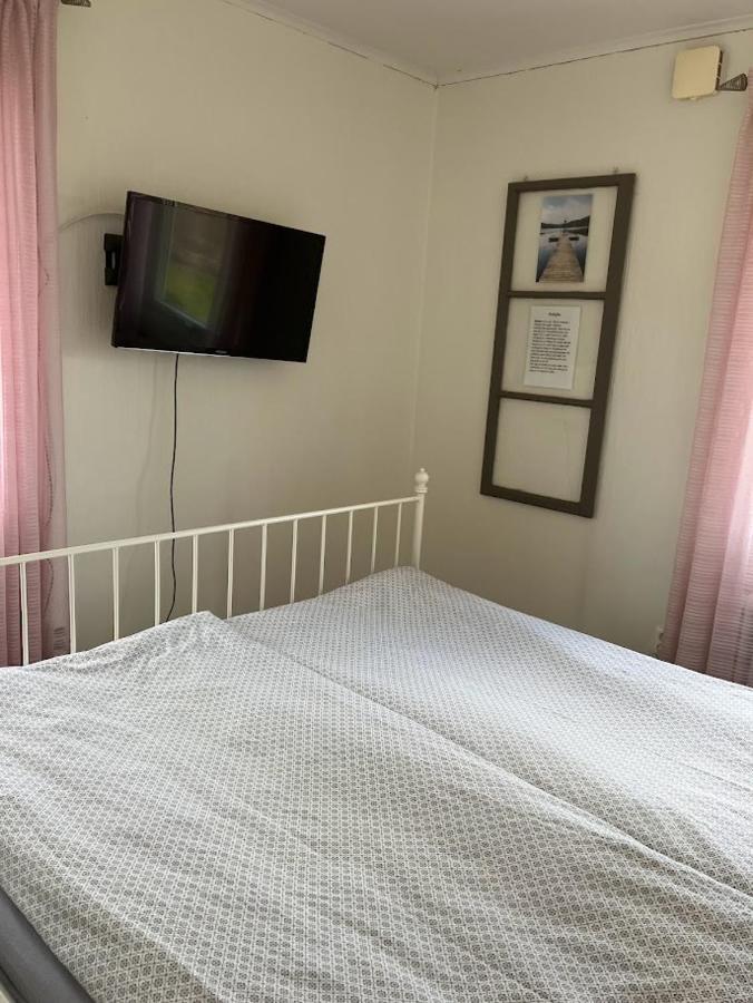 Bergasa Bed & Kitchen Draengsered Torup  ภายนอก รูปภาพ
